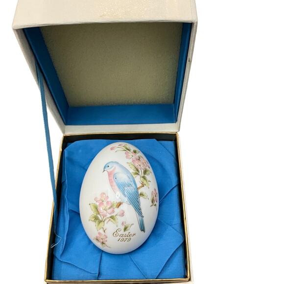 Vintage NORITAKE Holiday Collectible Bone China Easter Egg 1979 In ORIGINAL Box - Picture 2 of 10